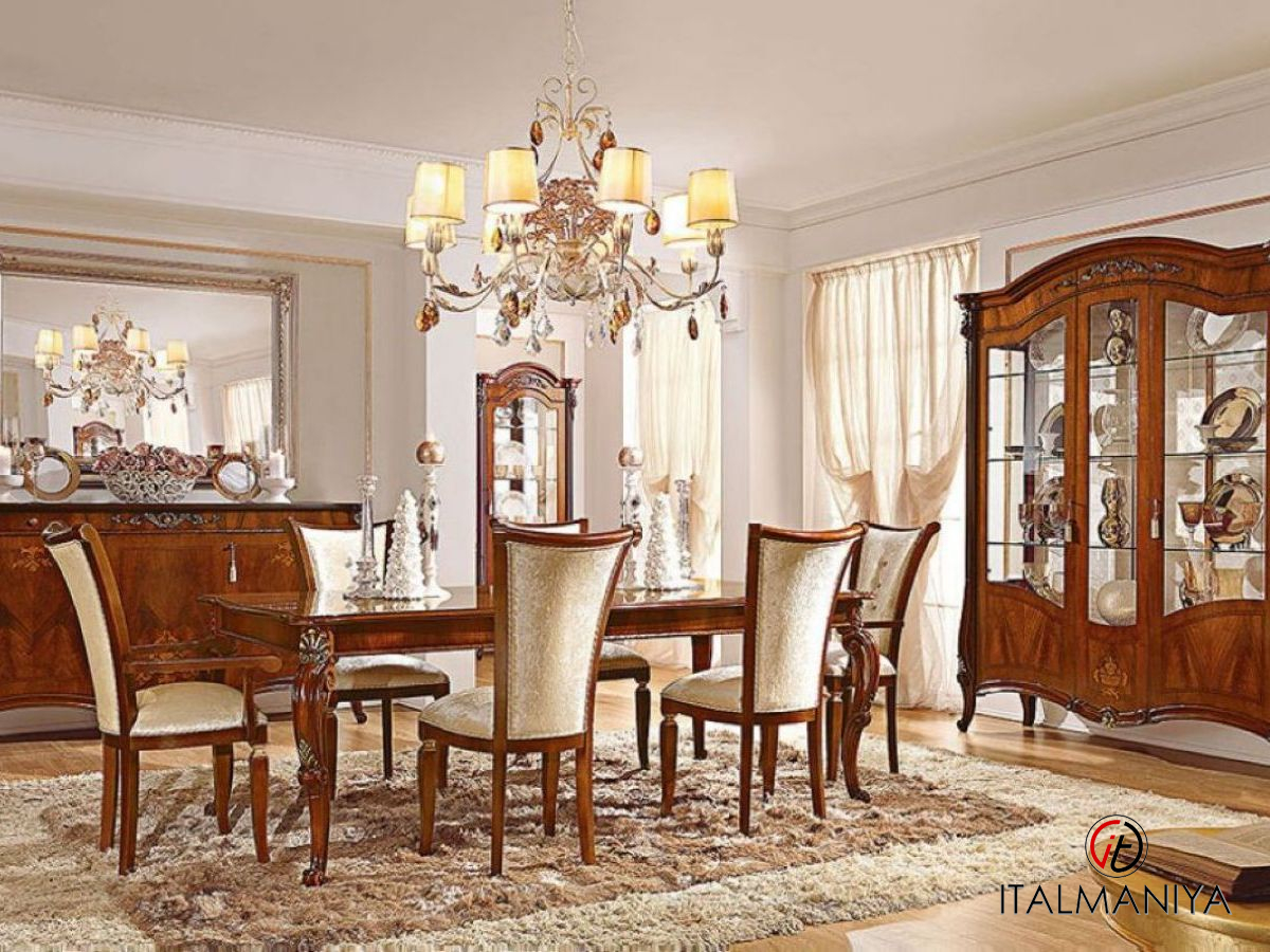 Интерьер гостиной в классическом итальянском стиле
