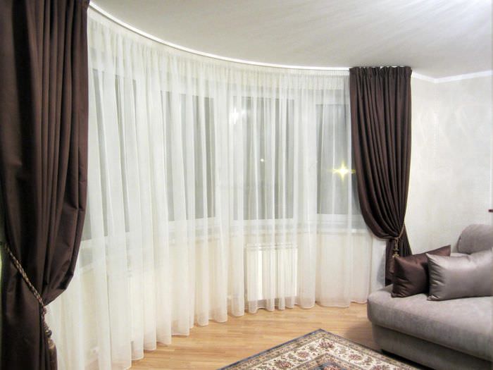 идея применения современных штор в красивом интерьере квартире